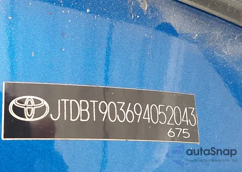 2009 Toyota Yaris z USA, uszkodzony, nr VIN JTDBT903694052043